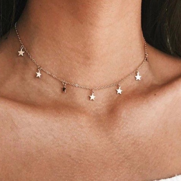 HP ✰ Dainty gold star choker necklace - Picture 4 of 8